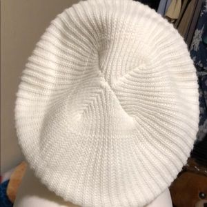 White knitted hat